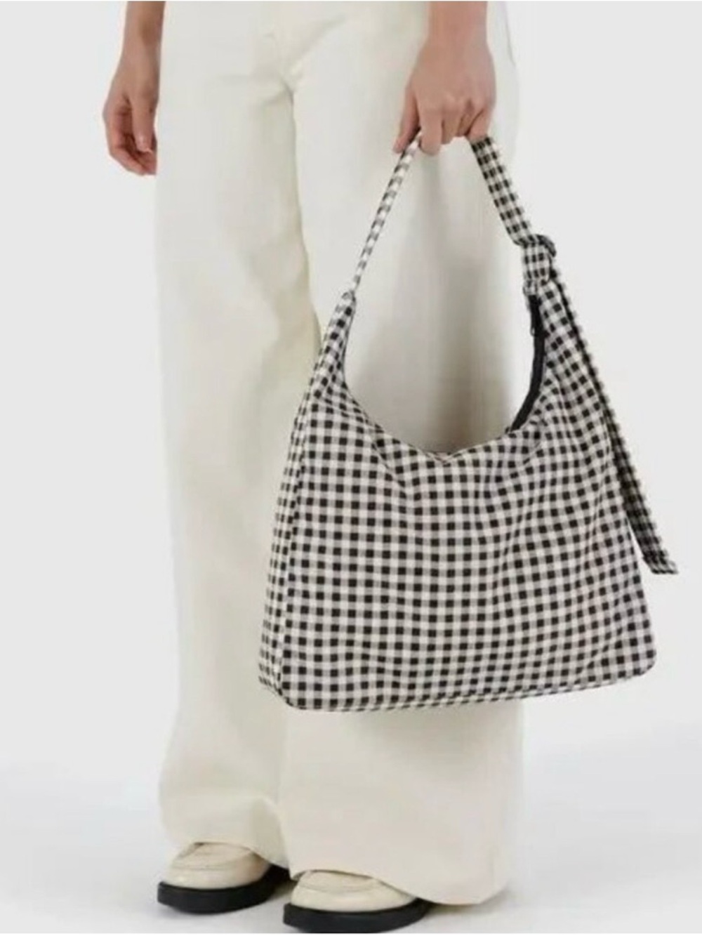 BAGGU Nylon Shoulder Bag - Black & White Gingham - Picture 8 of 9